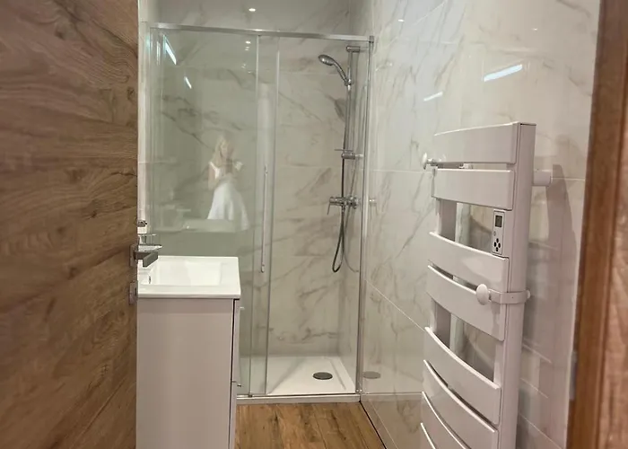 Moderne - Favone Apartmán *